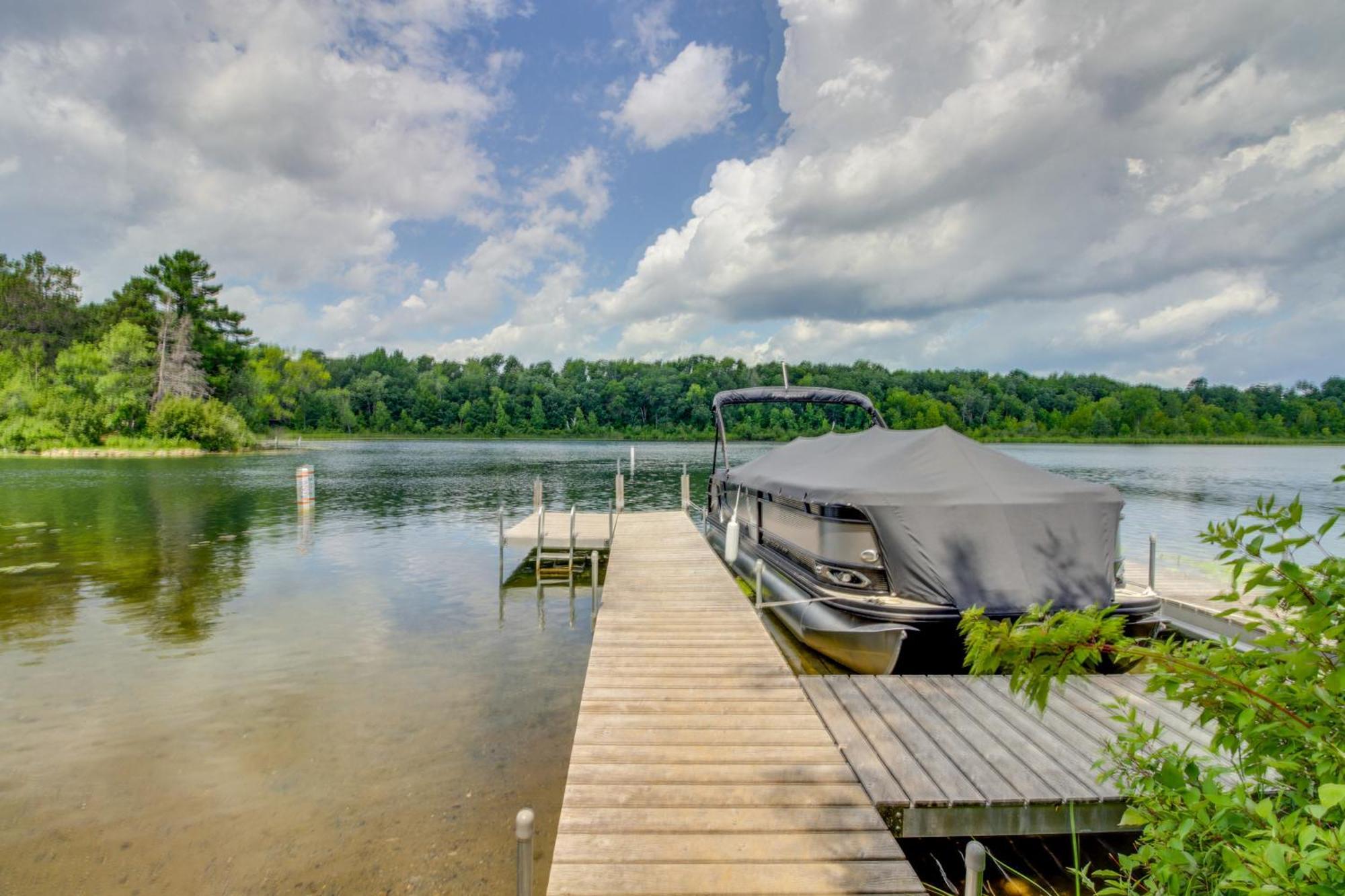 Beautiful Breezy Point Home With Beach And Dock! Pequot Lakes Экстерьер фото